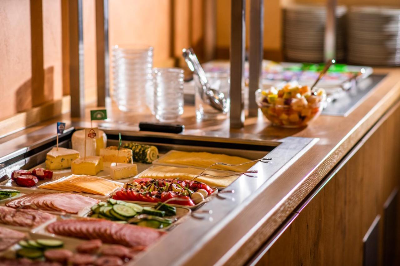 Hotel Garni Zur Alten Post Лембрух Екстериор снимка