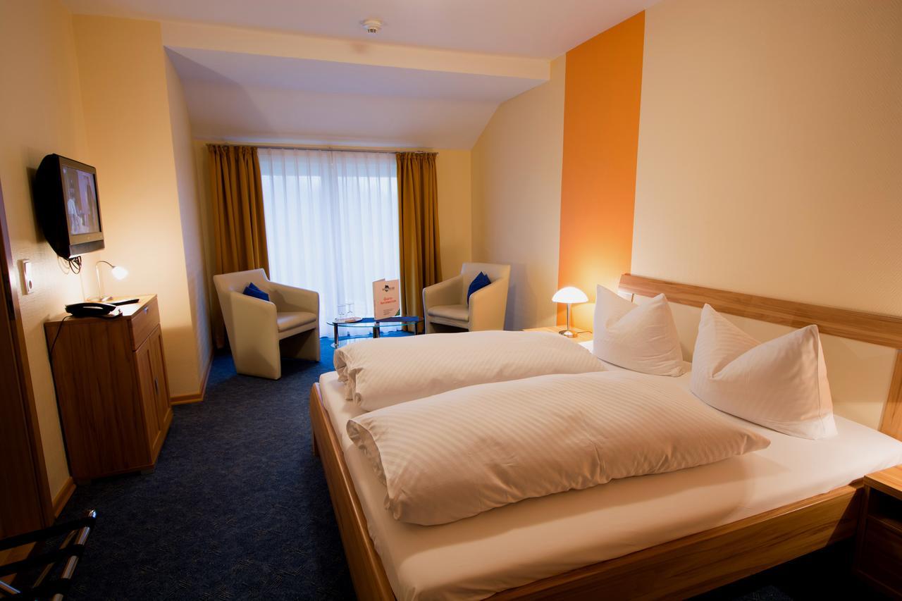 Hotel Garni Zur Alten Post Лембрух Екстериор снимка
